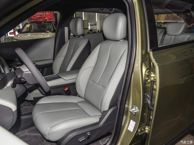 同级独有“天地门”设计 限时先享价7.99万起 东风纳米06正式上市