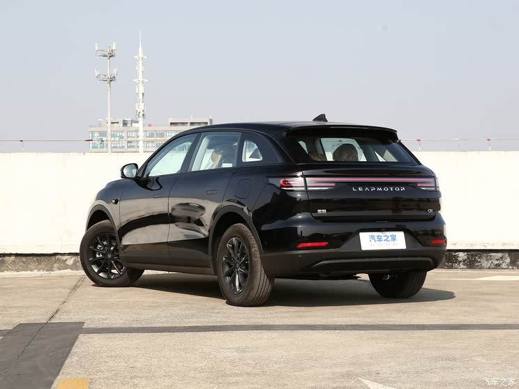 零跑推一口价 C11增程200智享版10.38万/C16增程200智享版11.18万