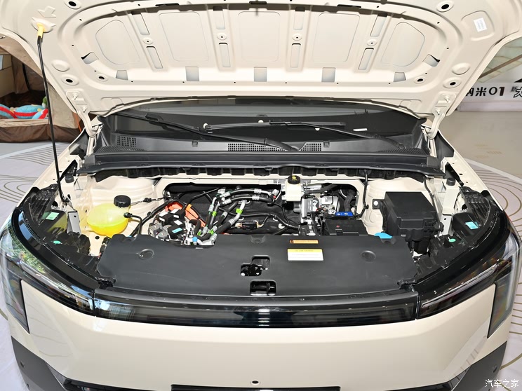 同级独有“天地门”设计 限时先享价7.99万起 东风纳米06正式上市