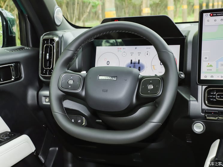 哈弗猛龙燃油版上市 换新价13.69万起 2.0T+9DCT带差速锁的方盒子