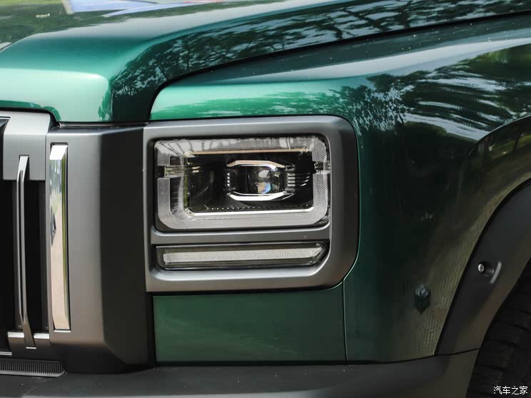 哈弗猛龙燃油版上市 换新价13.69万起 2.0T+9DCT带差速锁的方盒子