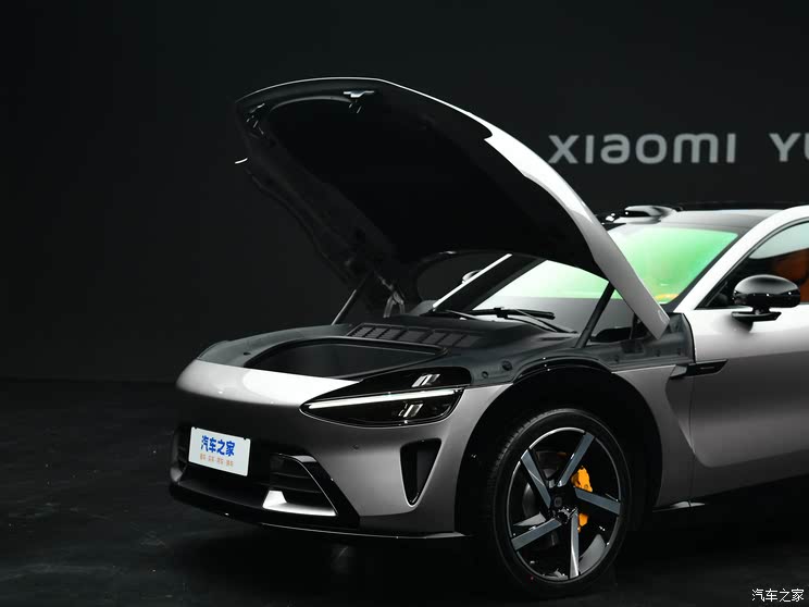 小米YU7蚌式机盖有什么用?天际屏全景显示有何优势?官方解析