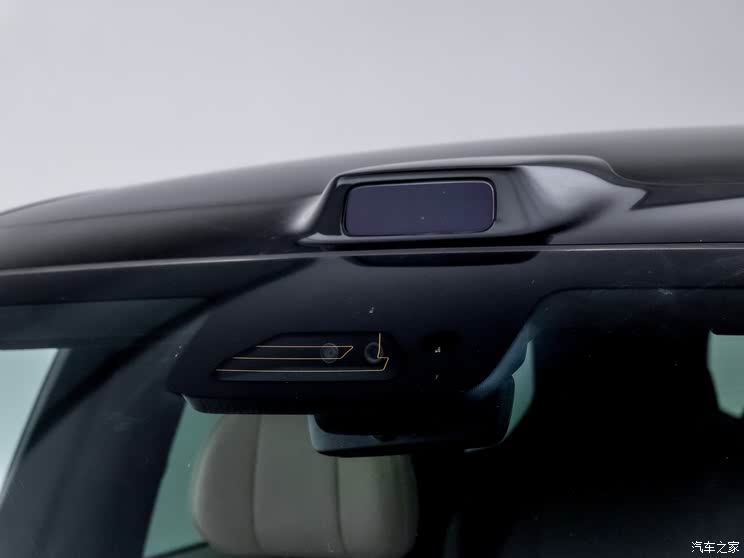 补贴后售价20.49-27.49万元 深蓝S09正式上市并开启交付