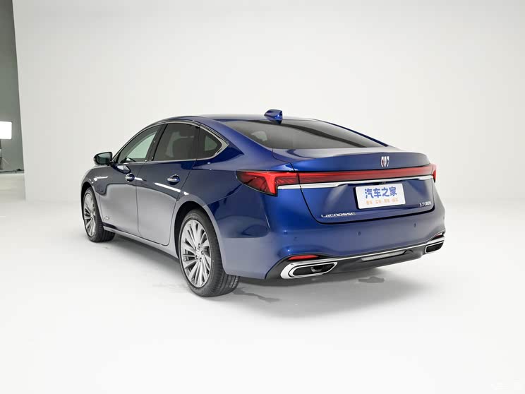 别克举办昂科威家族180万辆&君越130万辆下线仪式!