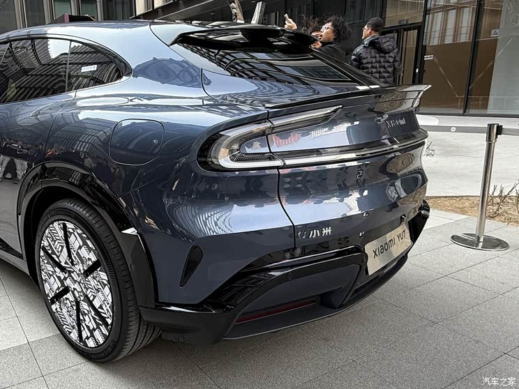 小米YU7正式首发 一文读懂为什么雷军说后来者总被嘲笑却总有机会