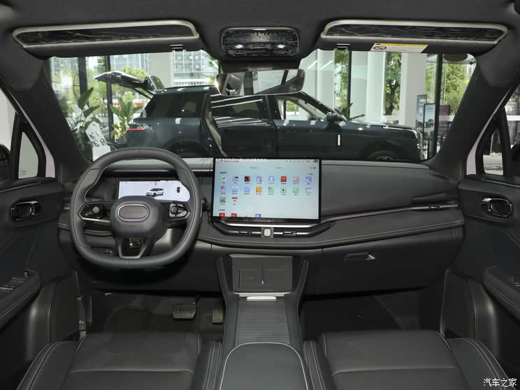 限时价11.48万起 领克06 Shero紫色特别版回归!