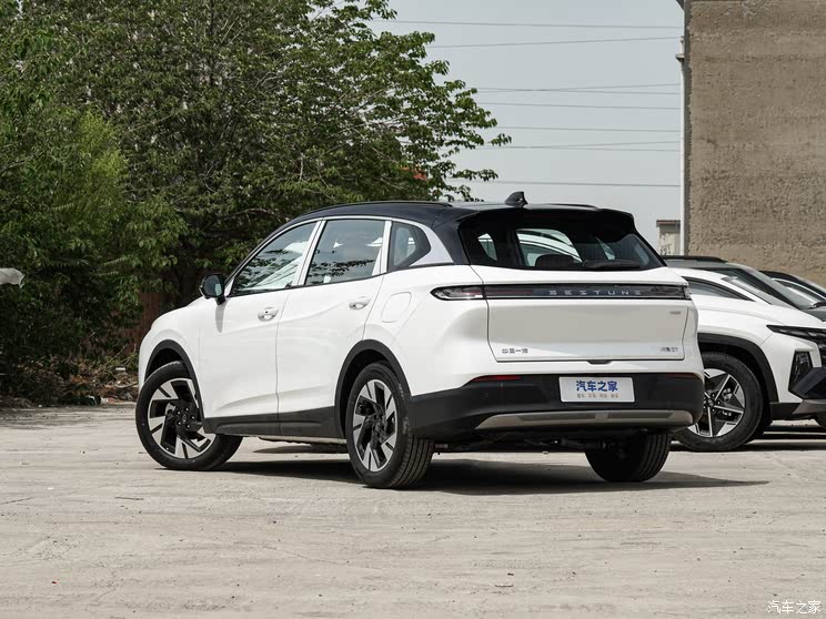 售9.98万元起/综合续航里程1500km 奔腾悦意07正式上市