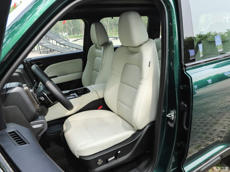 哈弗猛龙燃油版上市 换新价13.69万起 2.0T+9DCT带差速锁的方盒子