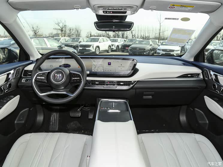 别克举办昂科威家族180万辆&君越130万辆下线仪式!