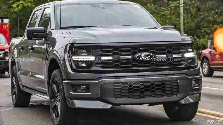 运动化公路取向 外观全面升级 福特F-150 Lobo无伪装谍照