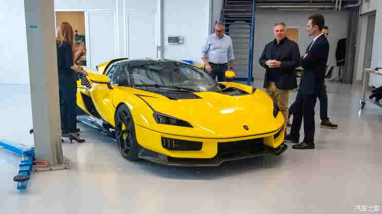 疯狂的新势力！ 超跑界迎来4涡轮V12发动机 最大功率超2100马力