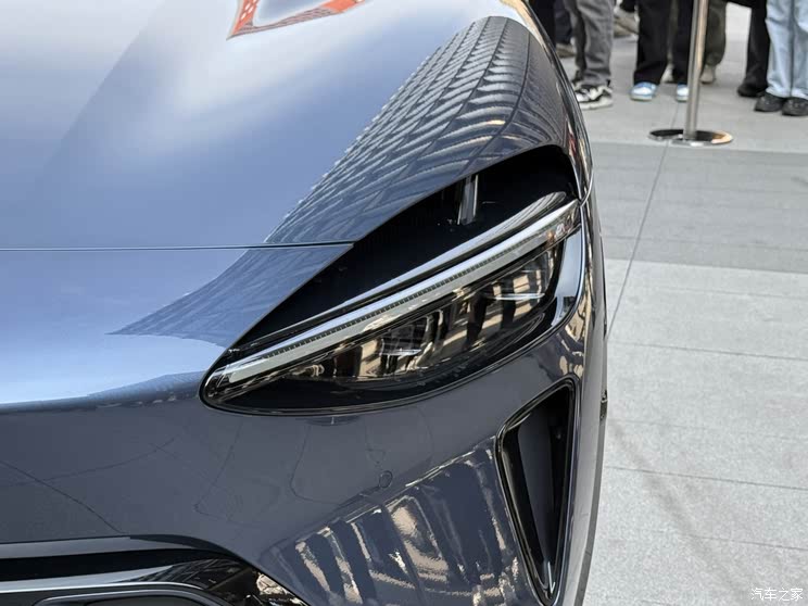 小米YU7正式首发 一文读懂为什么雷军说后来者总被嘲笑却总有机会