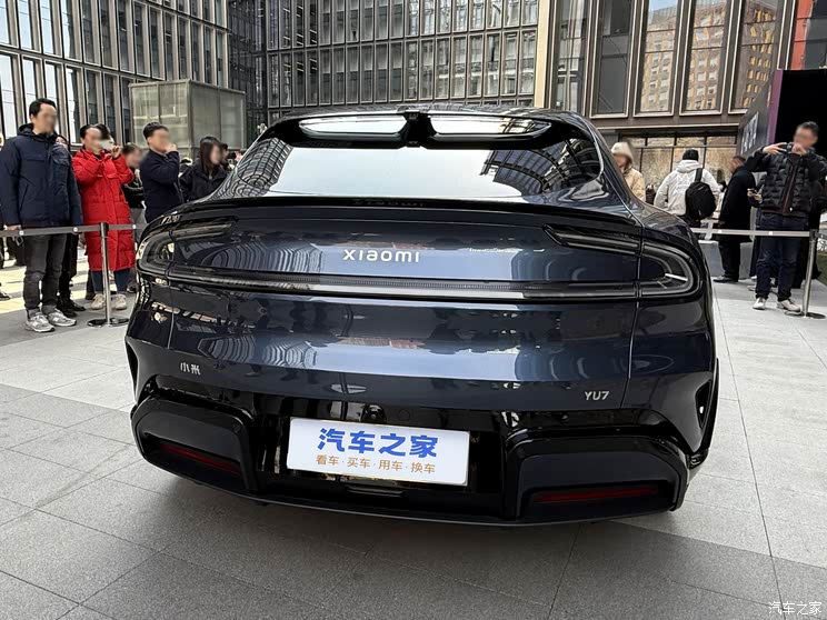 小米YU7正式首发 一文读懂为什么雷军说后来者总被嘲笑却总有机会