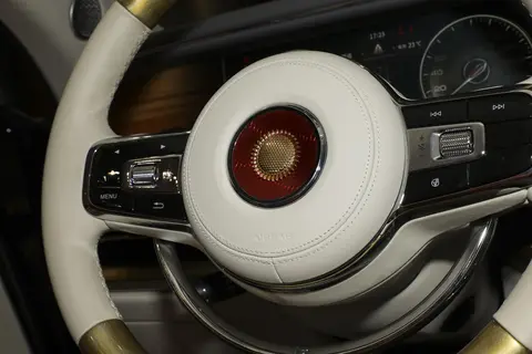 红旗国礼两版本：40 万差价差在哪些细节质感？